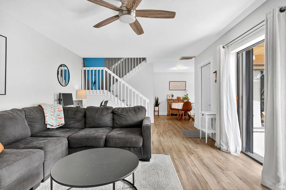 Residence photo 4