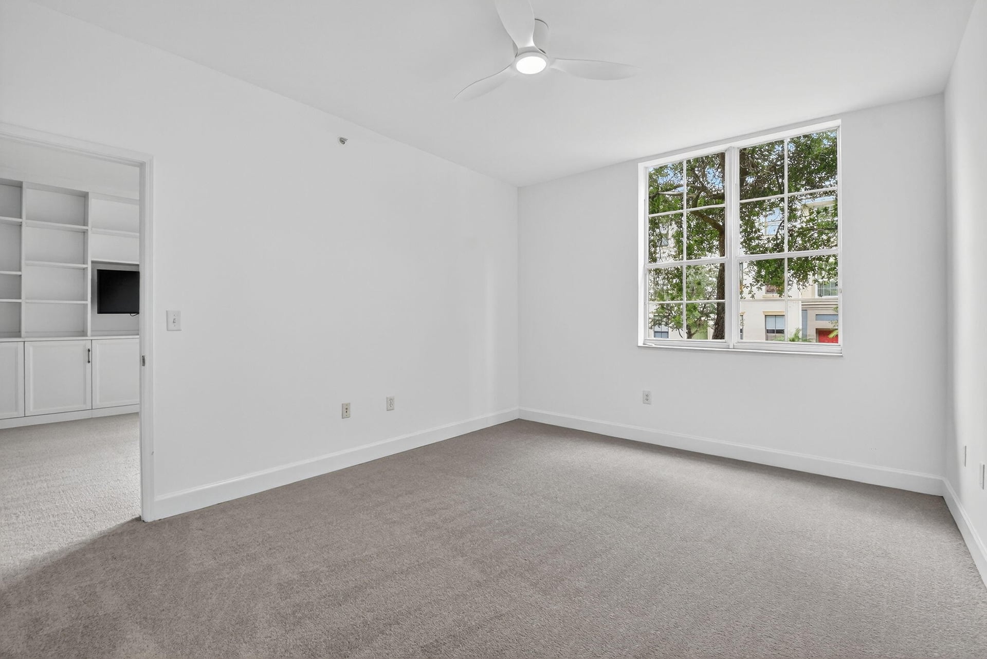 Courtyards in Cityplace Unit 121 photo 10