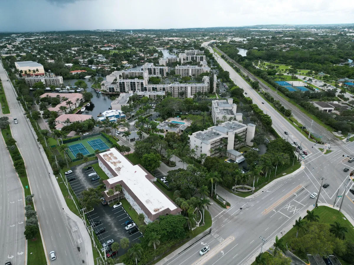 Boca Raton Unit 2010 photo 25