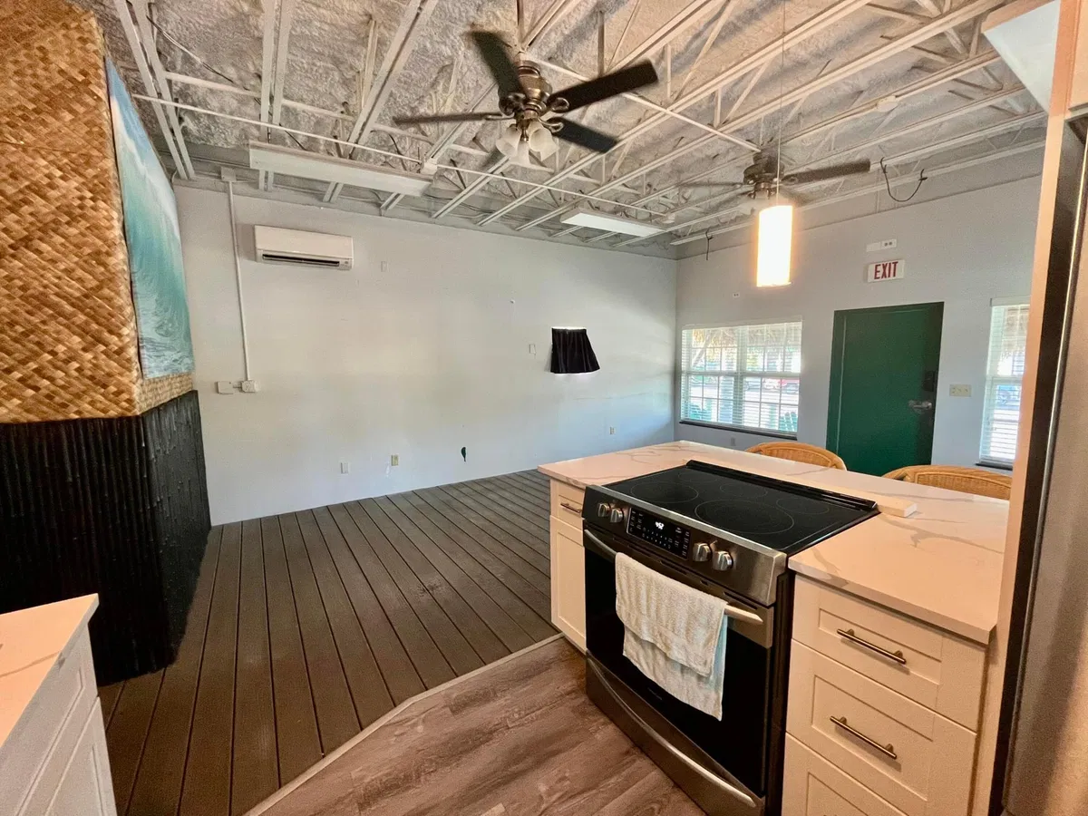 Residence photo 25