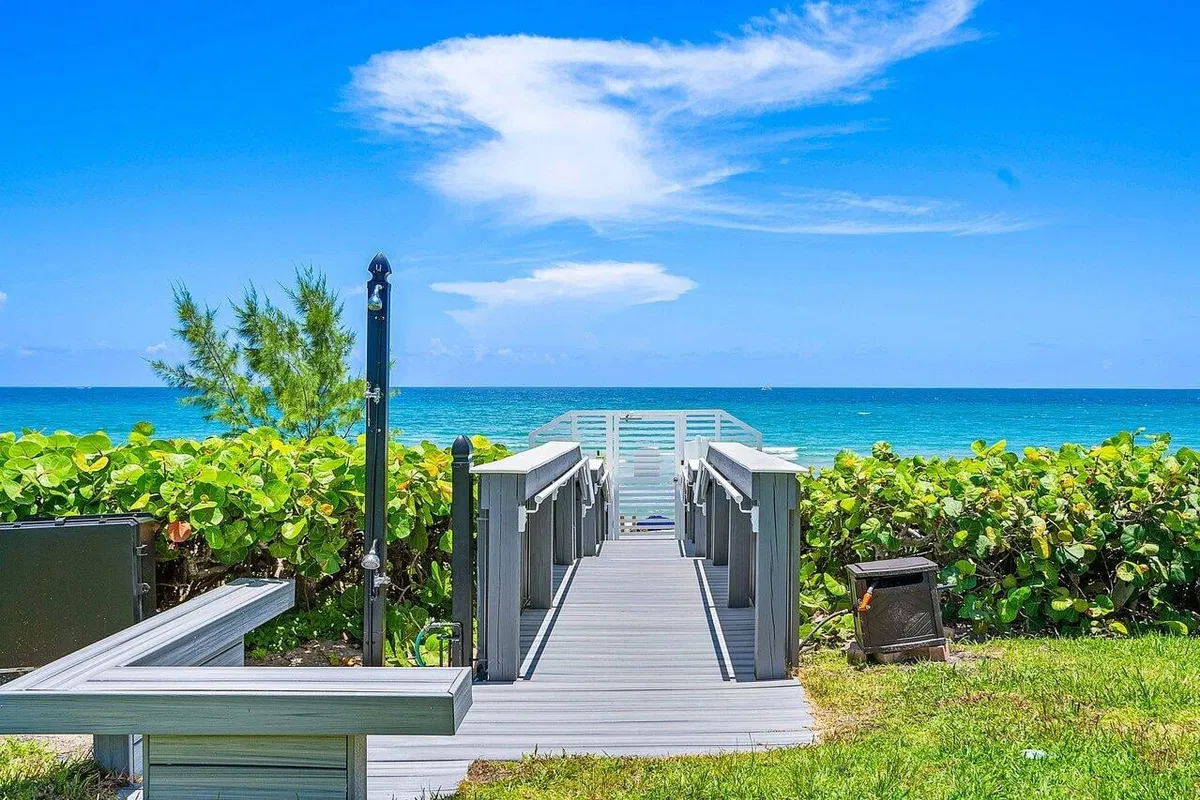 Sloan's Curve Palm Beach Unit 605n photo 34