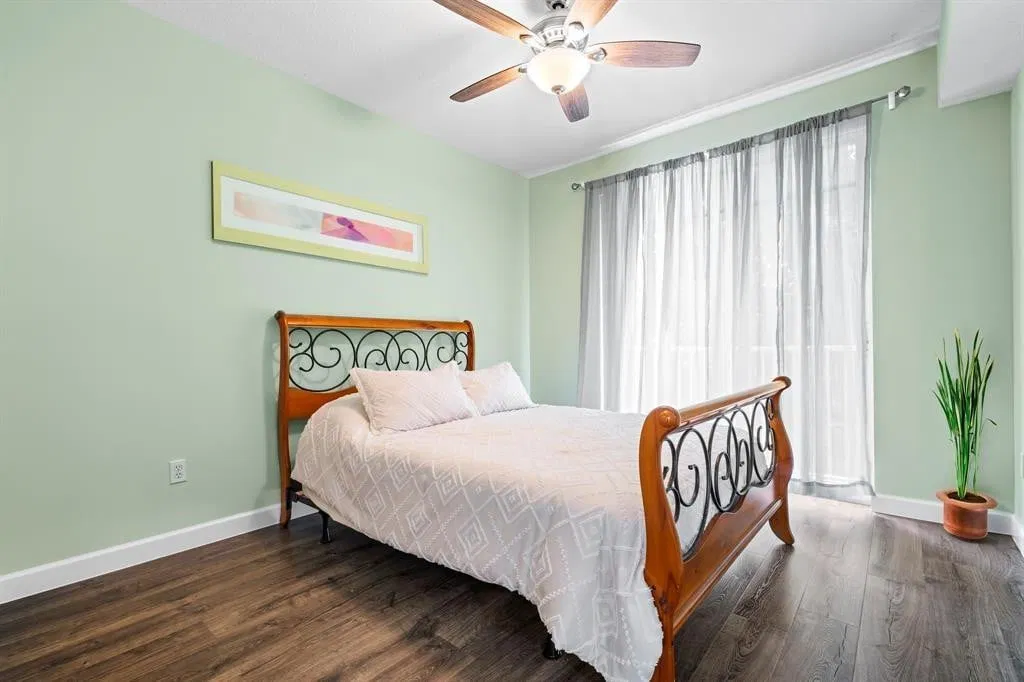  Unit 22 photo 7