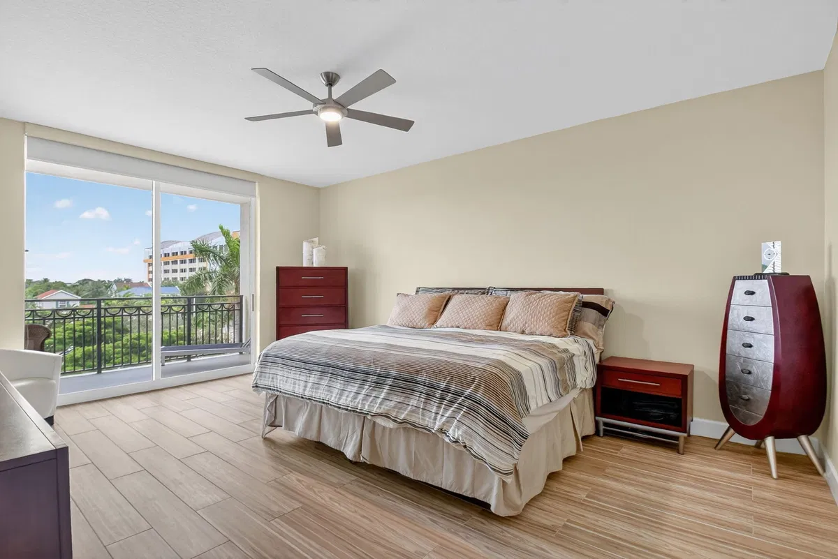 CityPlace South Tower Unit 423 photo 22