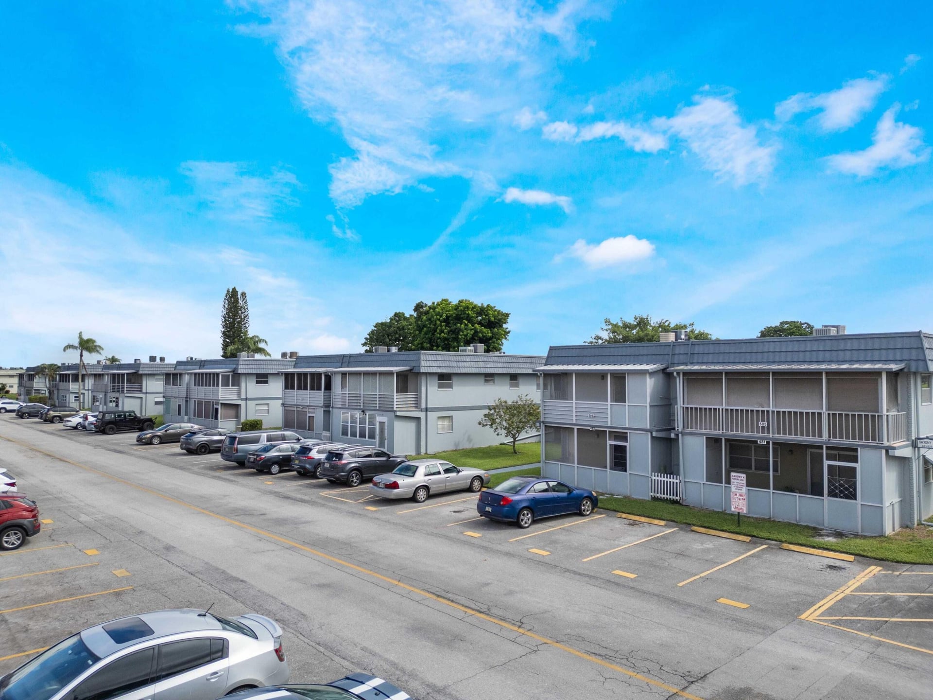 Residence photo 16