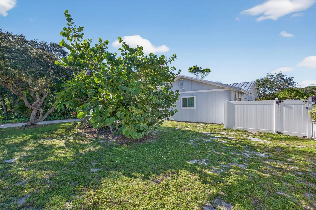 Rocky Point Residence photo 64