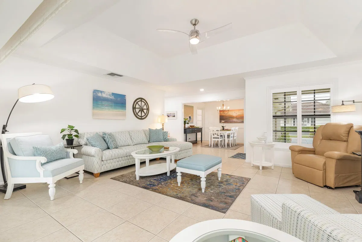 Residence photo 4