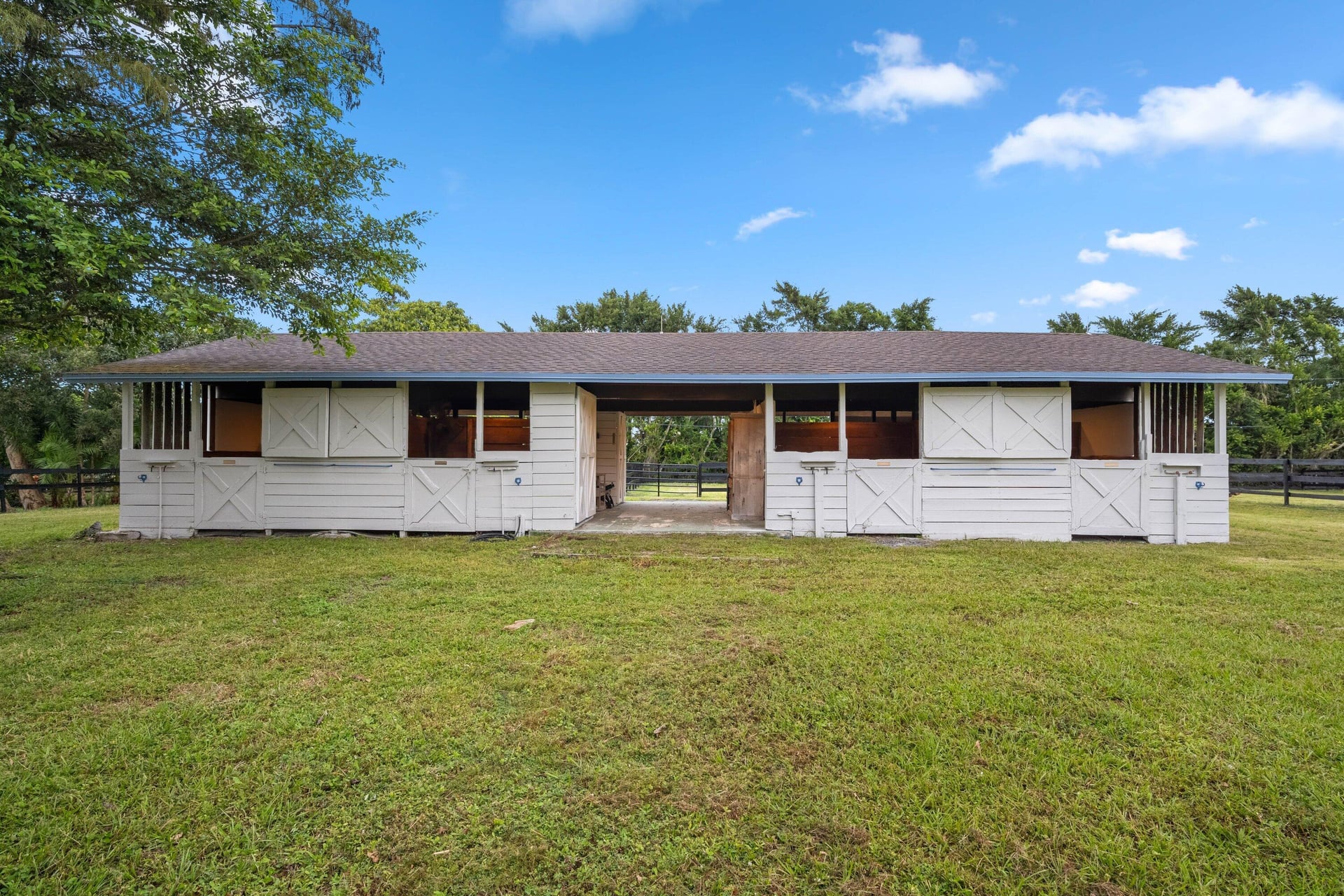 Residence photo 31