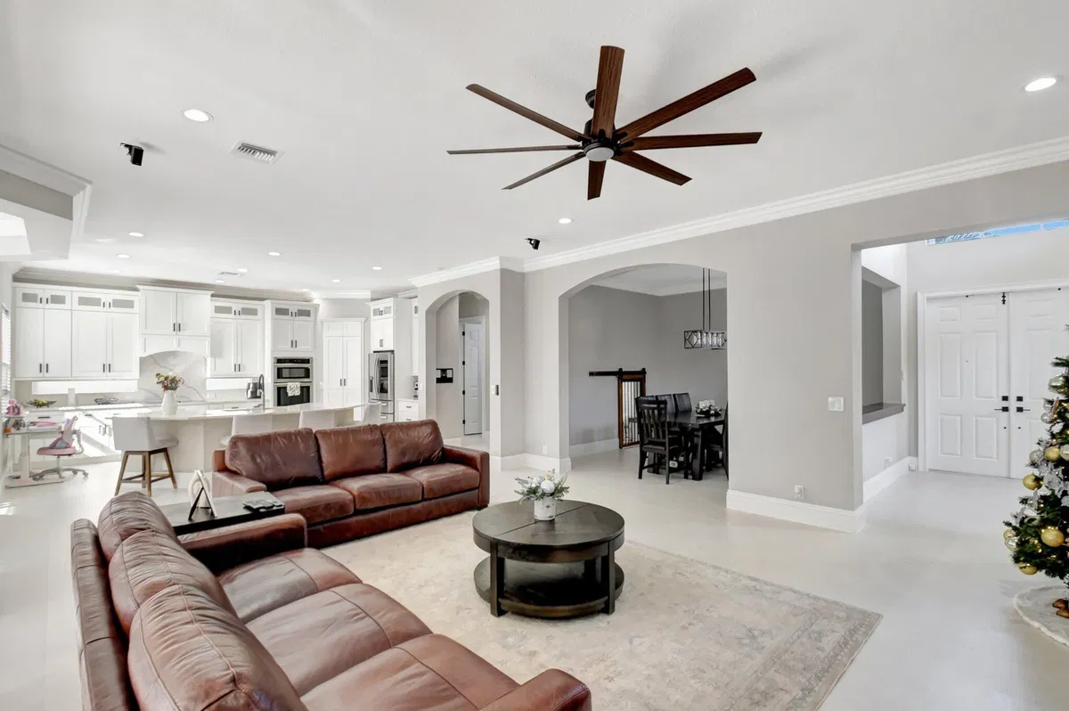  Residence photo 7