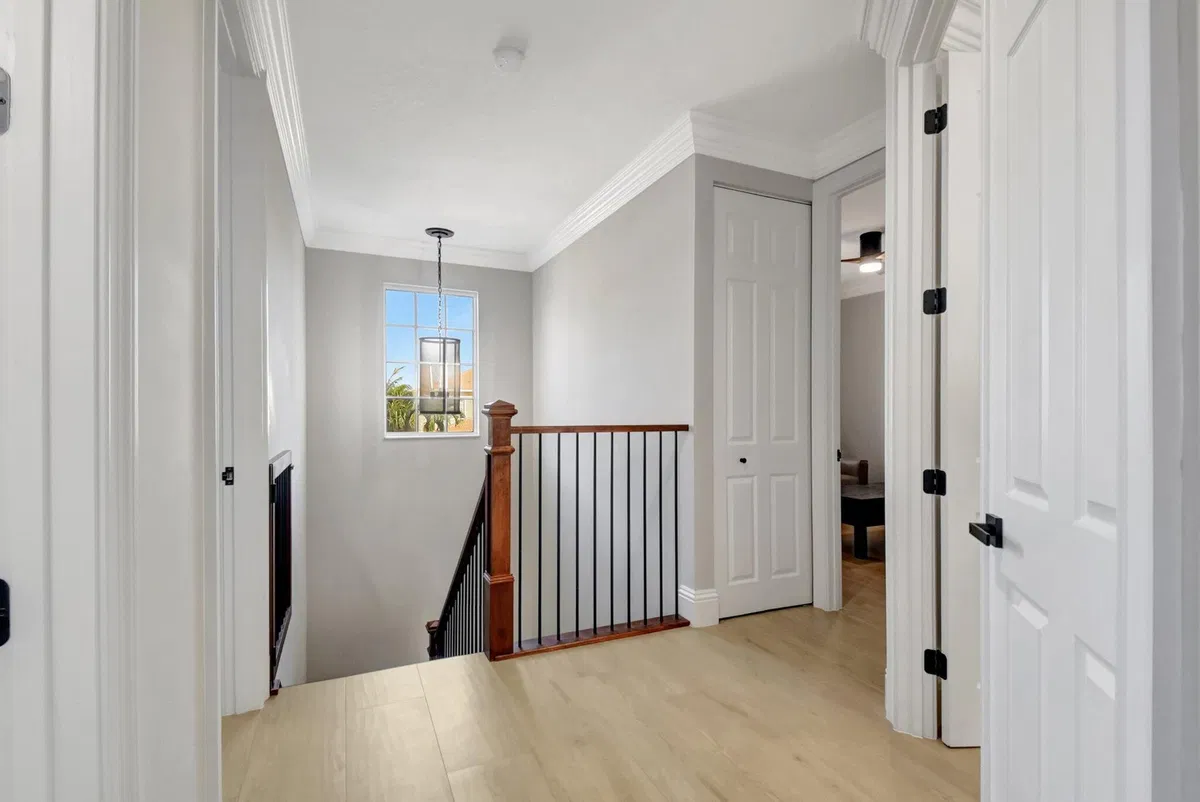  Residence photo 28