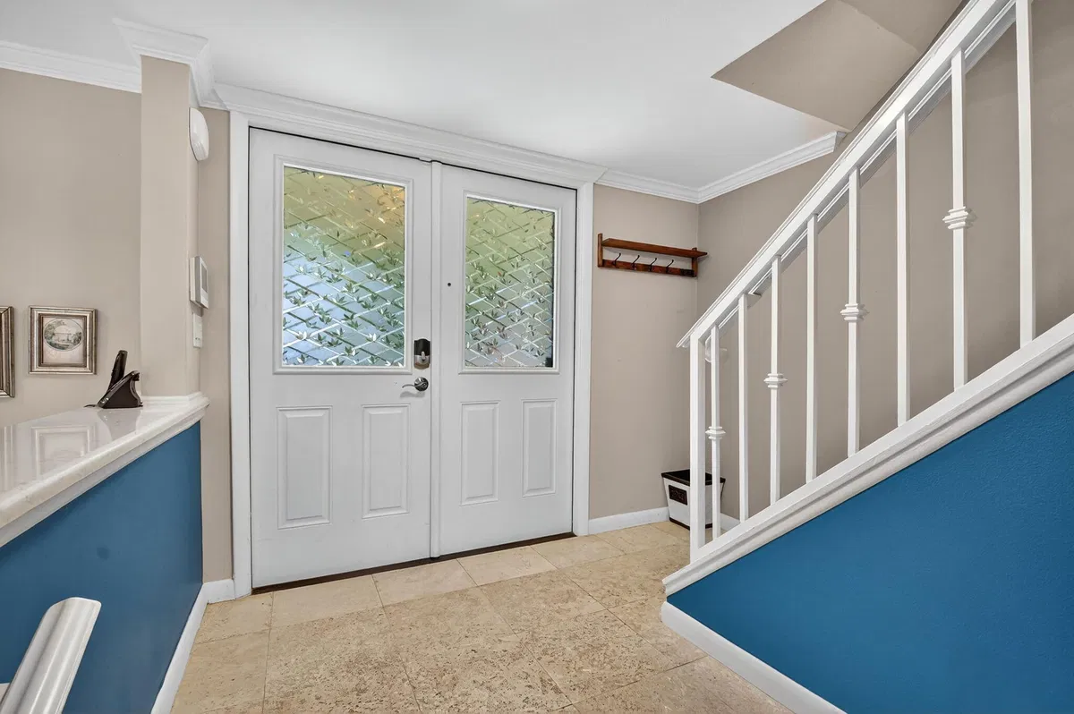 Residence photo 25