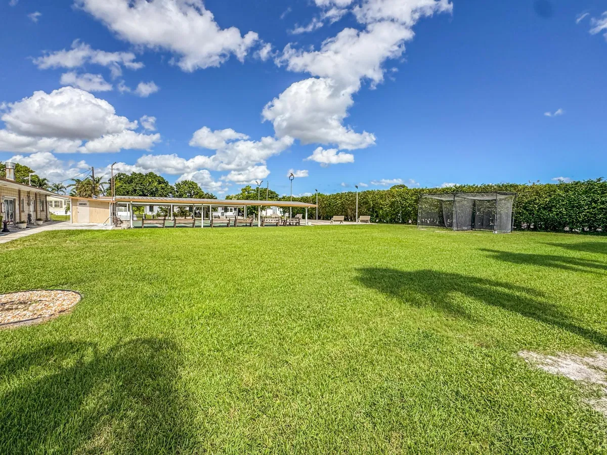 Residence photo 31