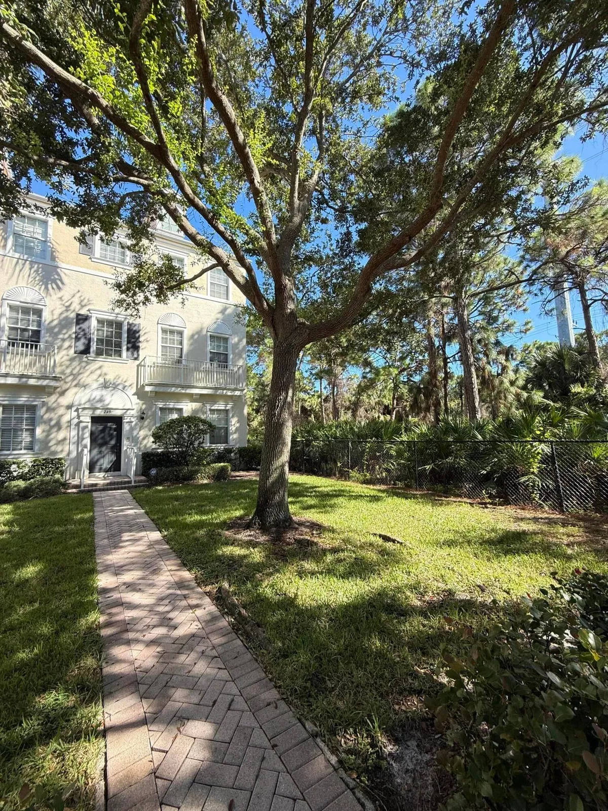 Botanica Residence