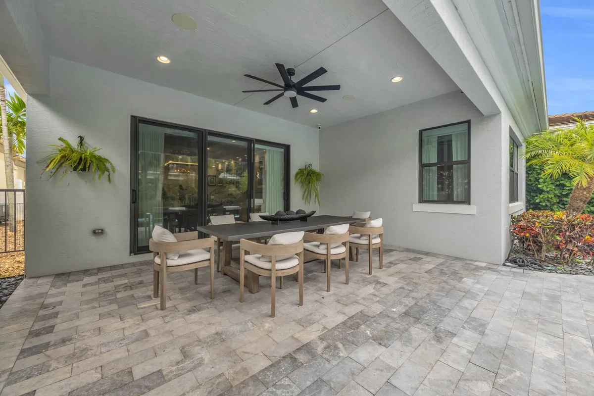 Artistry Palm Beach Gardens Residence photo 43