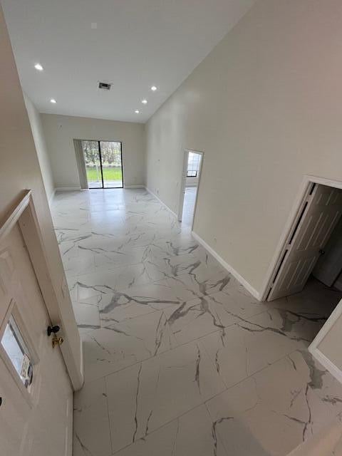 Residence photo 4