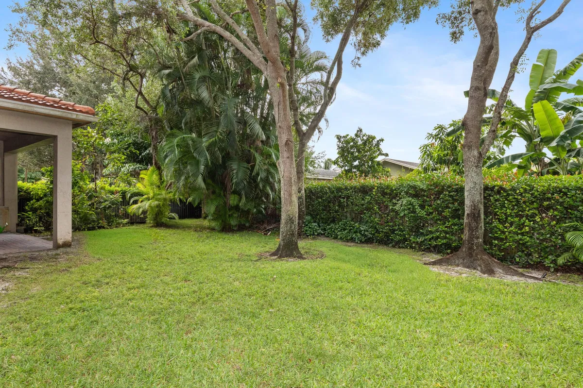 Residence photo 22