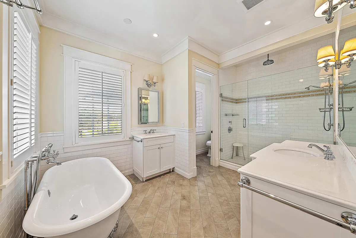 Residence photo 49