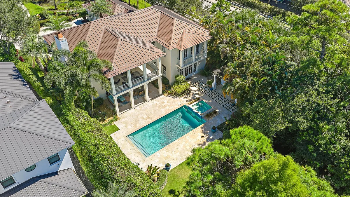 Residence photo 67