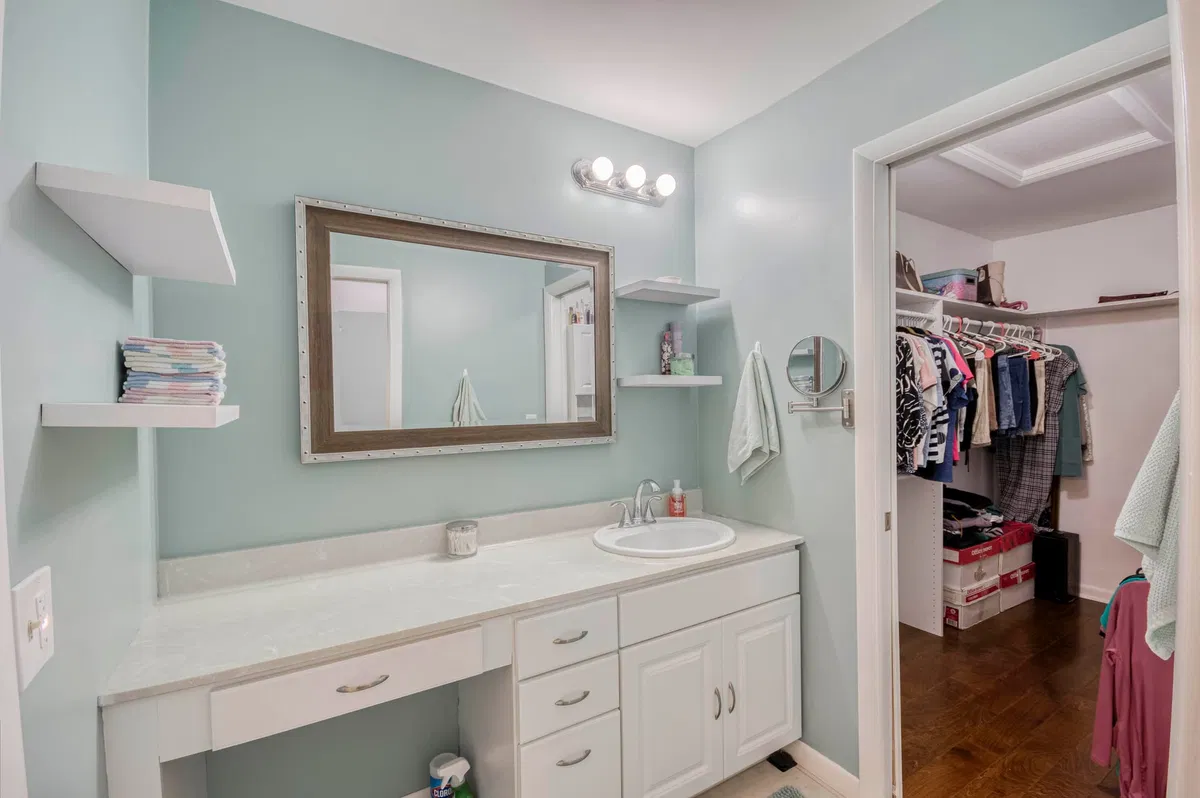 Residence photo 22
