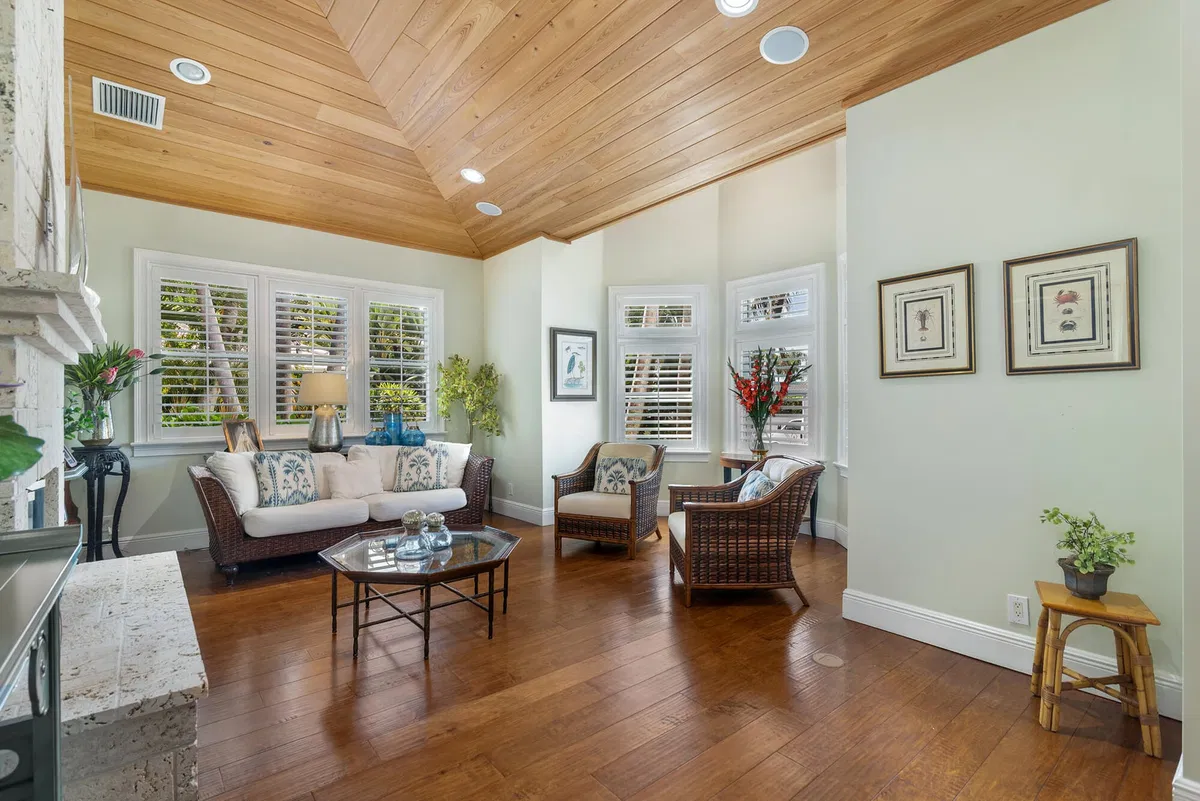 SoSo West Palm Beach Residence photo 10