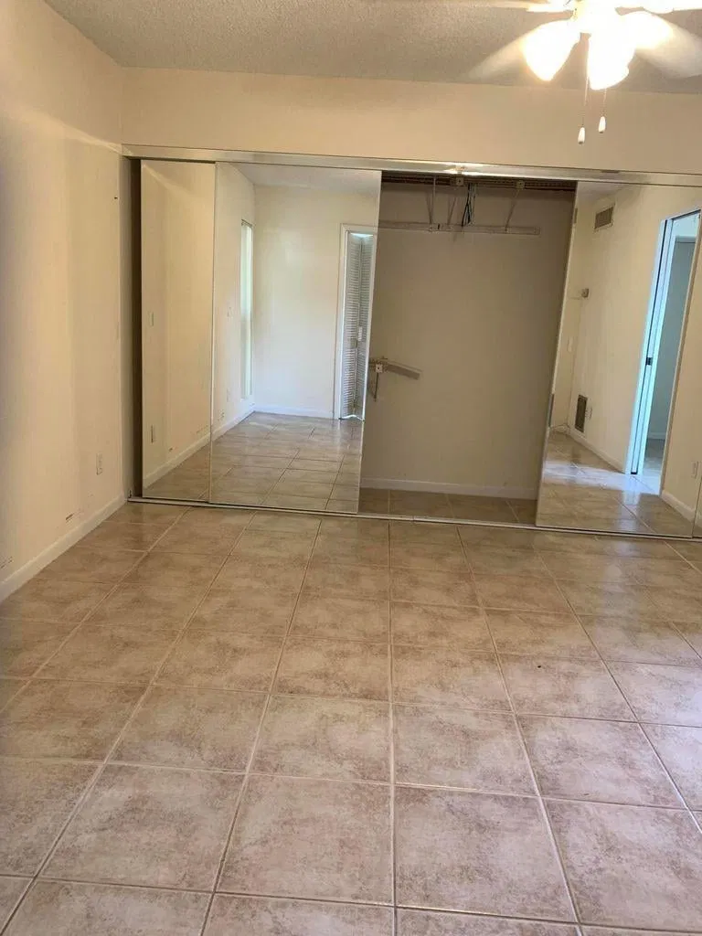  Unit Q-102 photo 7