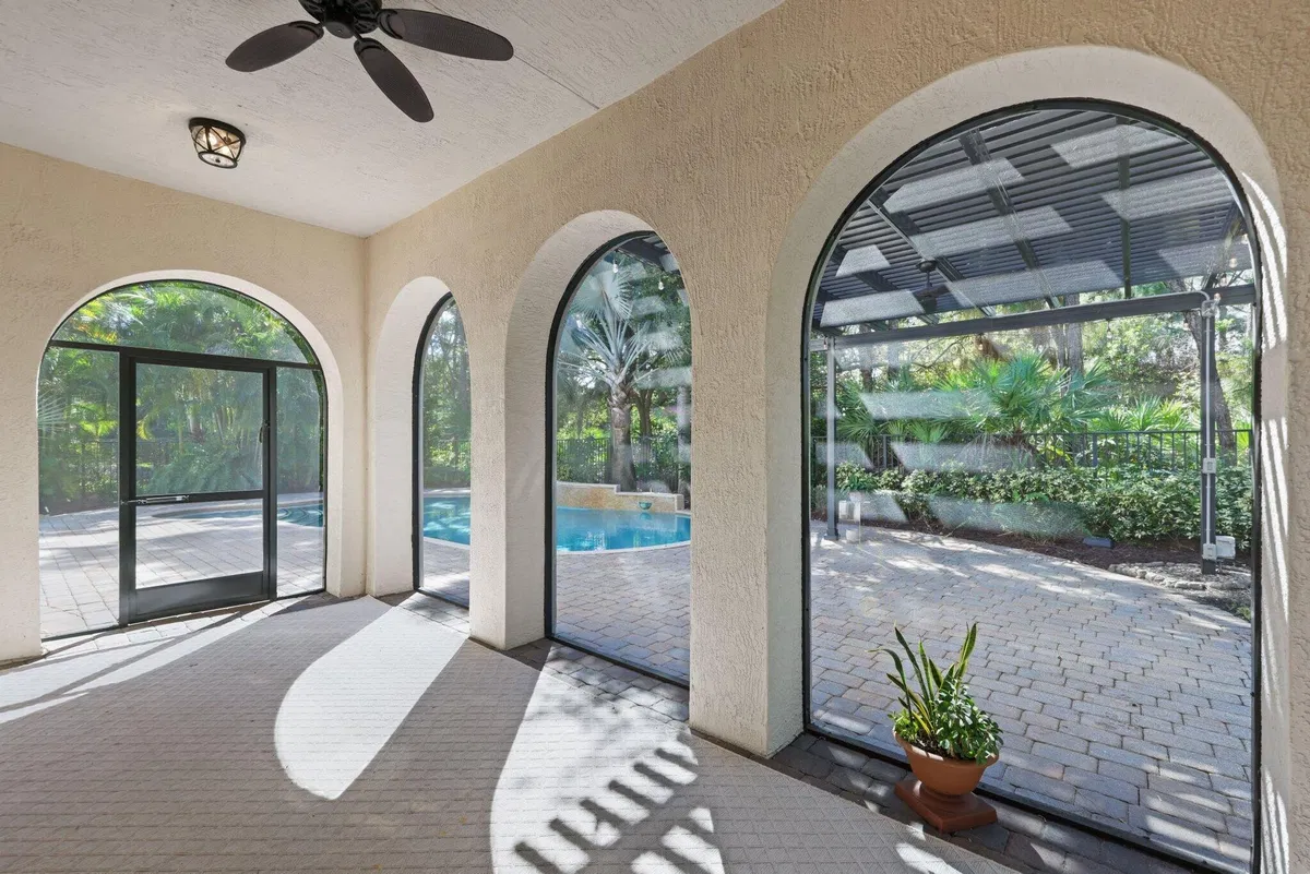 Evergrene Palm Beach Gardens Residence photo 13