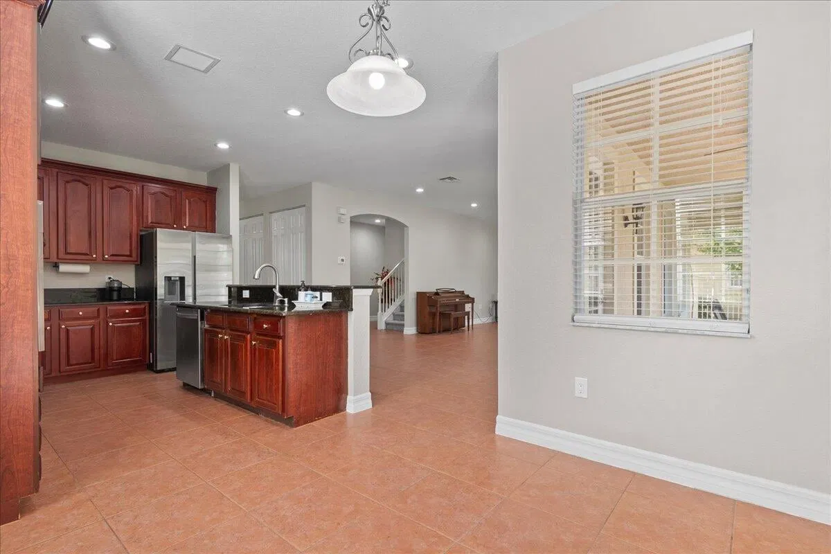 Canterbury Place Residence photo 31