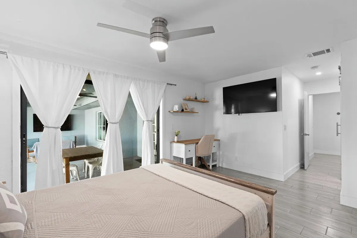 Residence photo 10