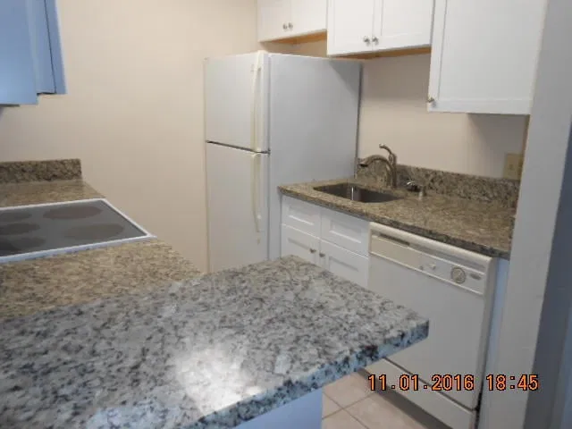  Unit E photo 7