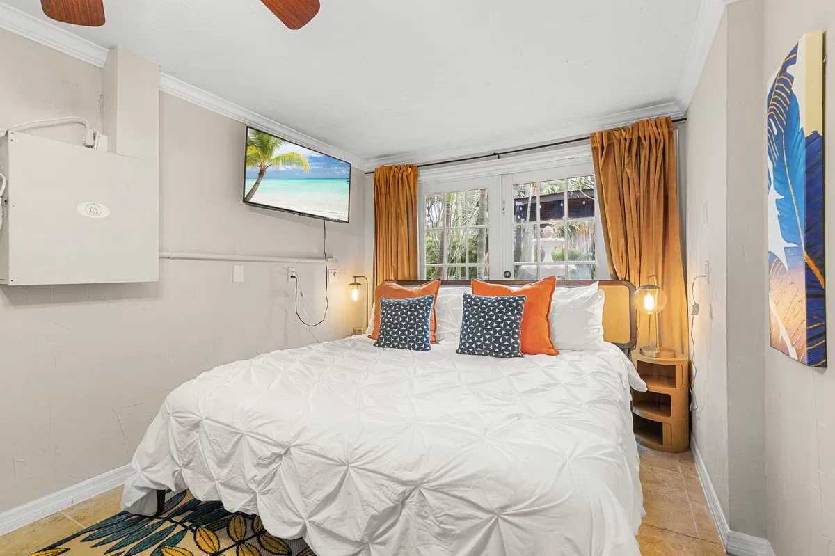 Residence photo 10