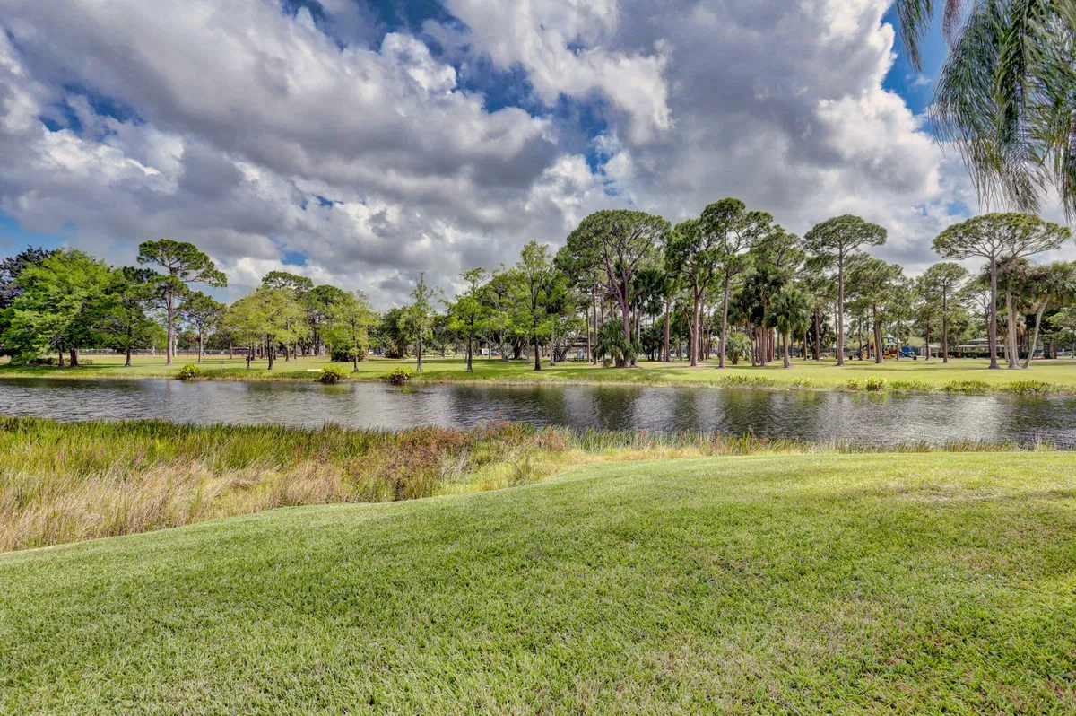 PGA National Palm Beach Gardens Unit D photo 46