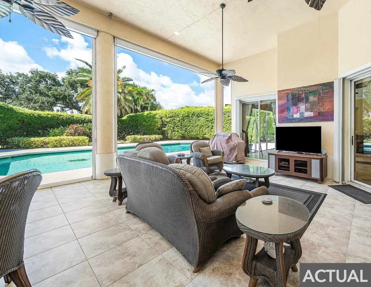 Admirals Cove Residence photo 46