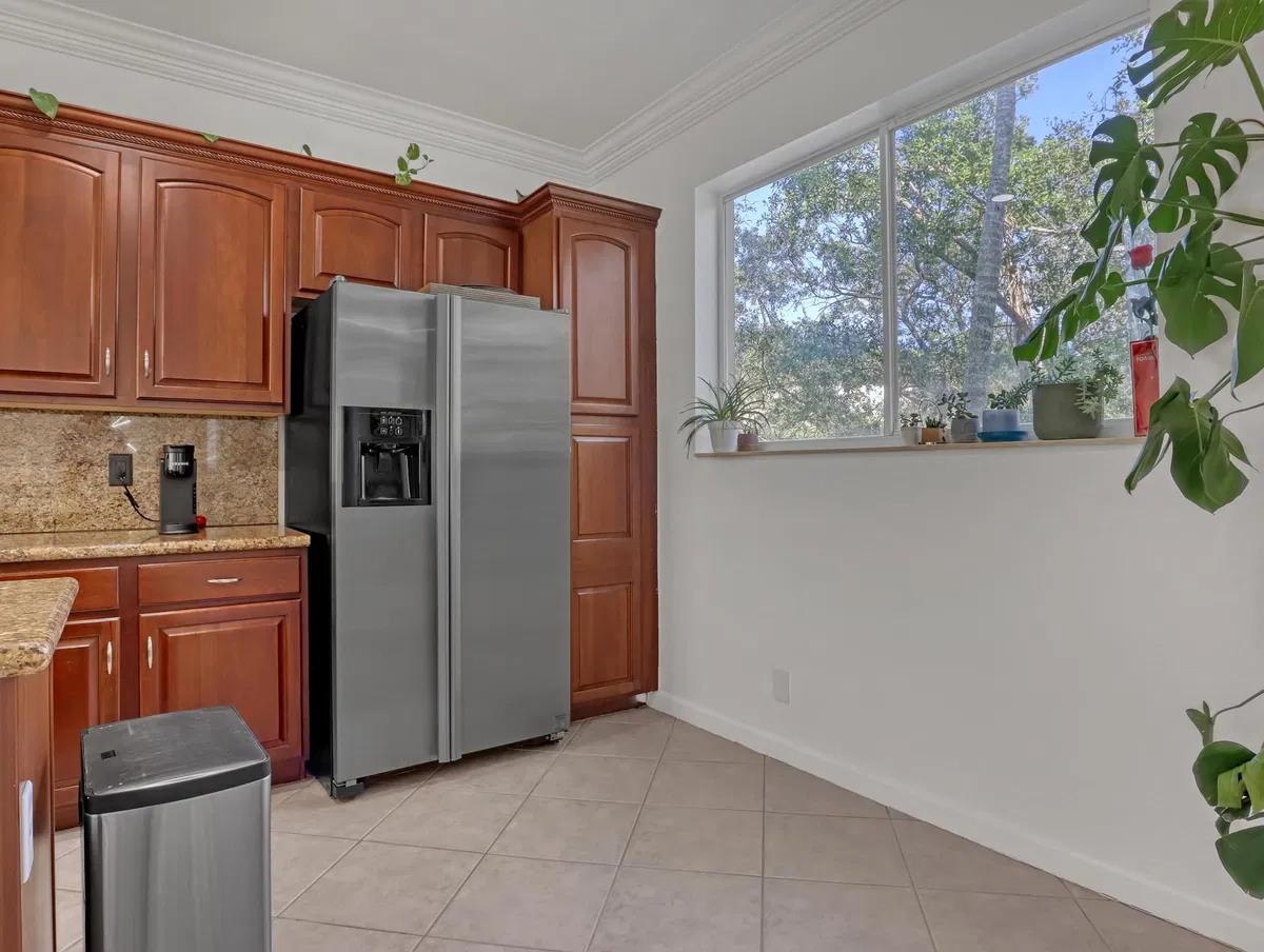 Residence photo 25