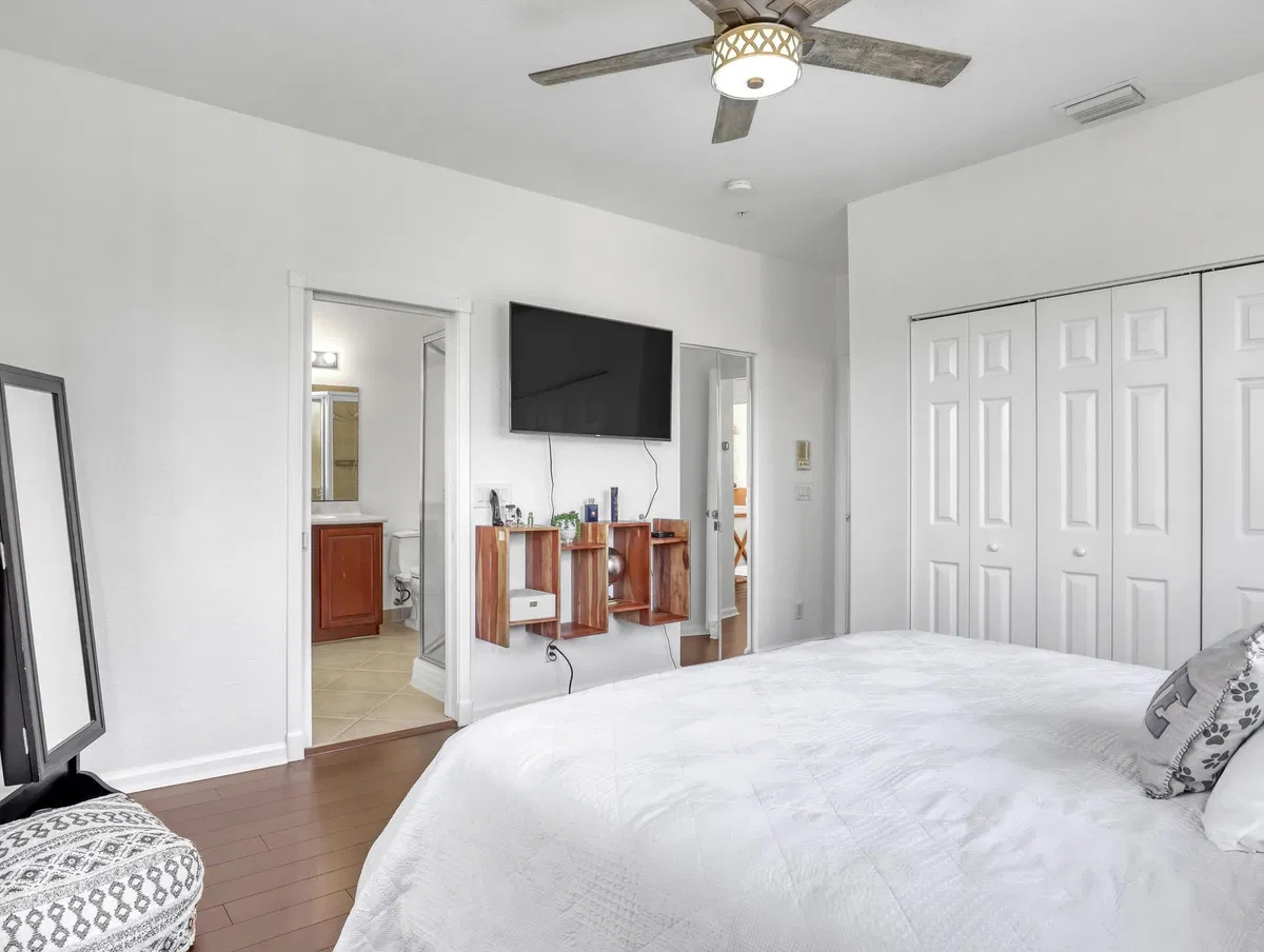 Residence photo 28