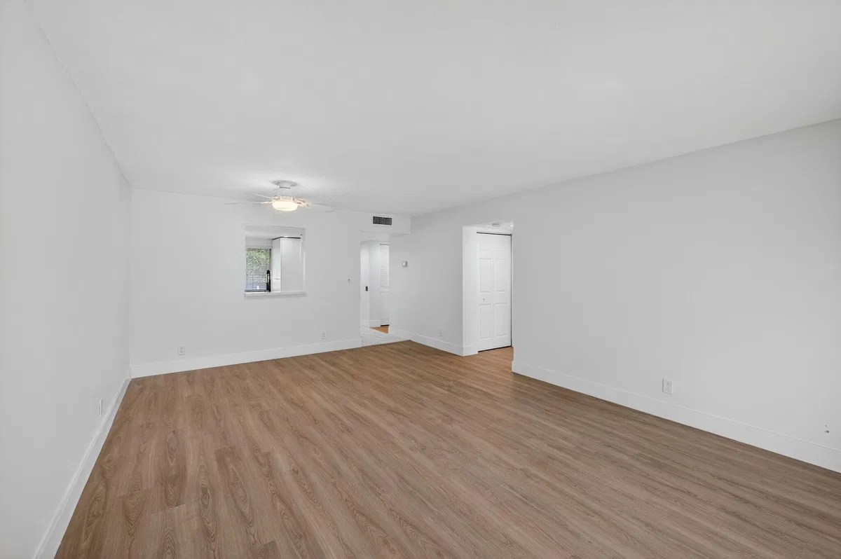  Unit 303 photo 25