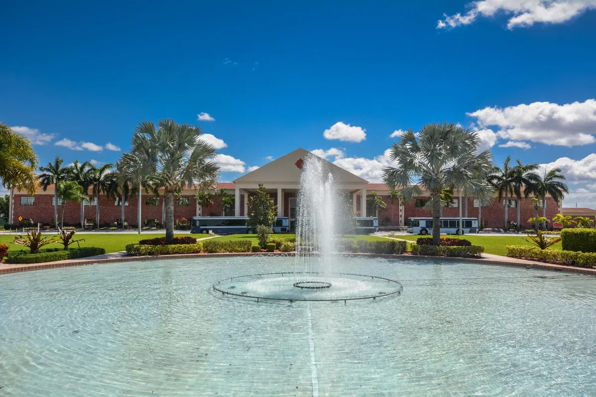 Residence photo 25