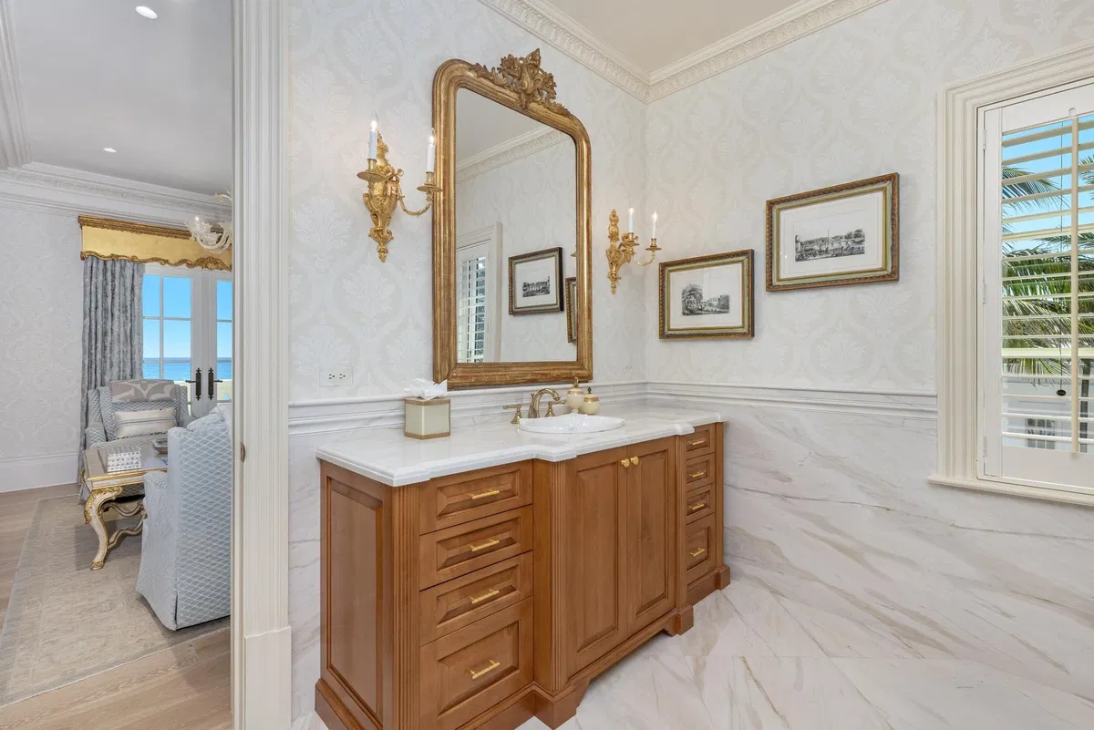 Residence photo 46