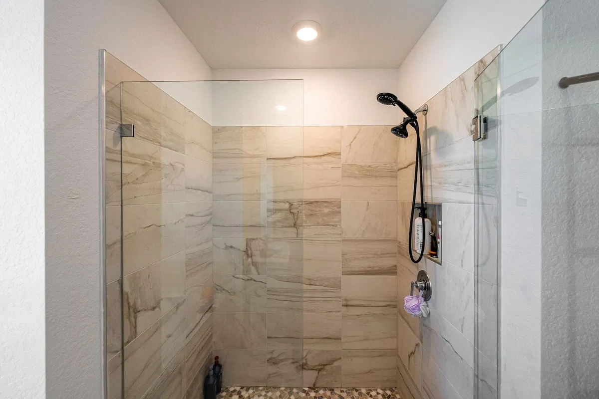 Residence photo 22