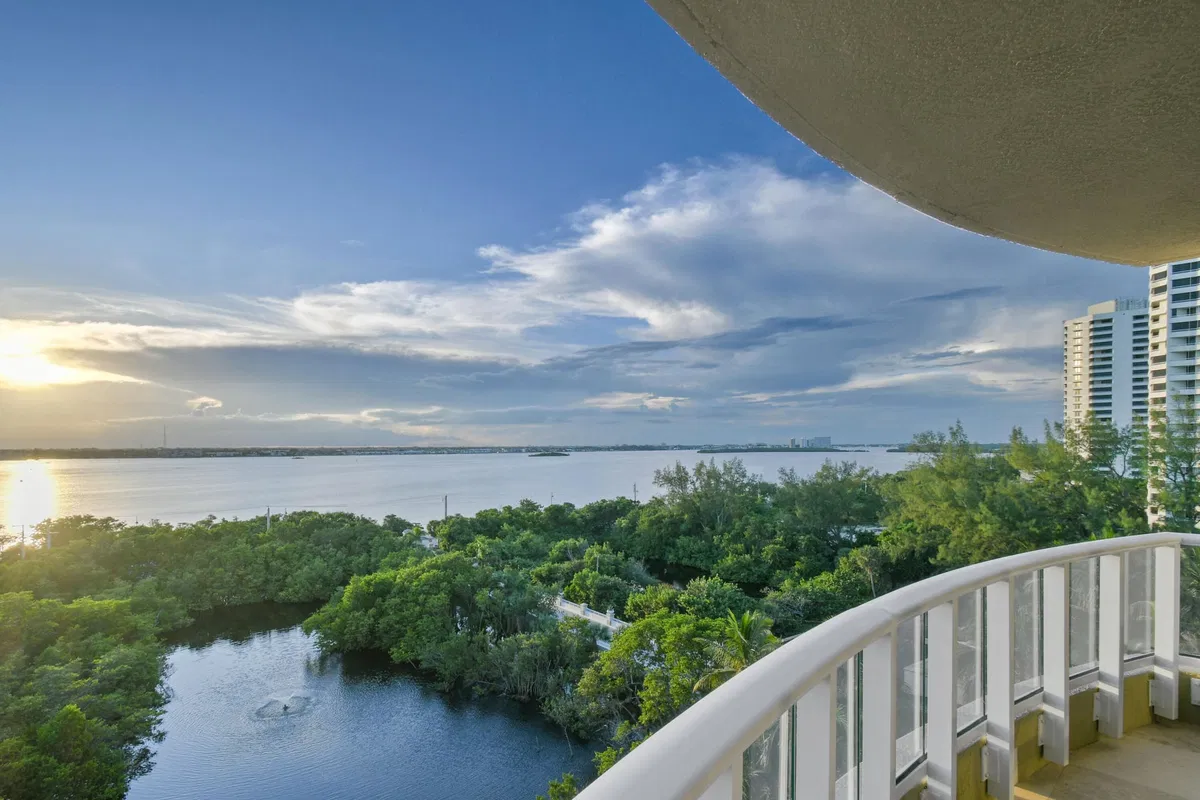 Oceans Edge at Singer Island Unit 703 photo 25