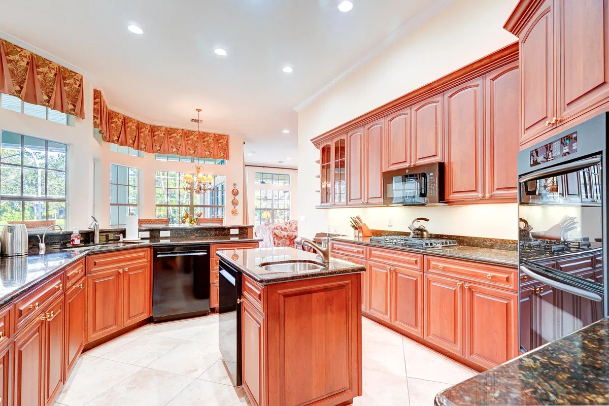 Willoughby Golf Club Residence photo 16