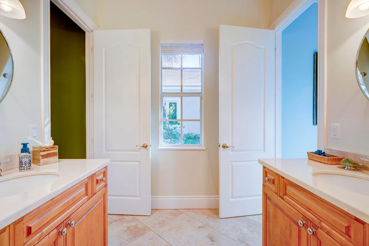 Willoughby Golf Club Residence photo 22