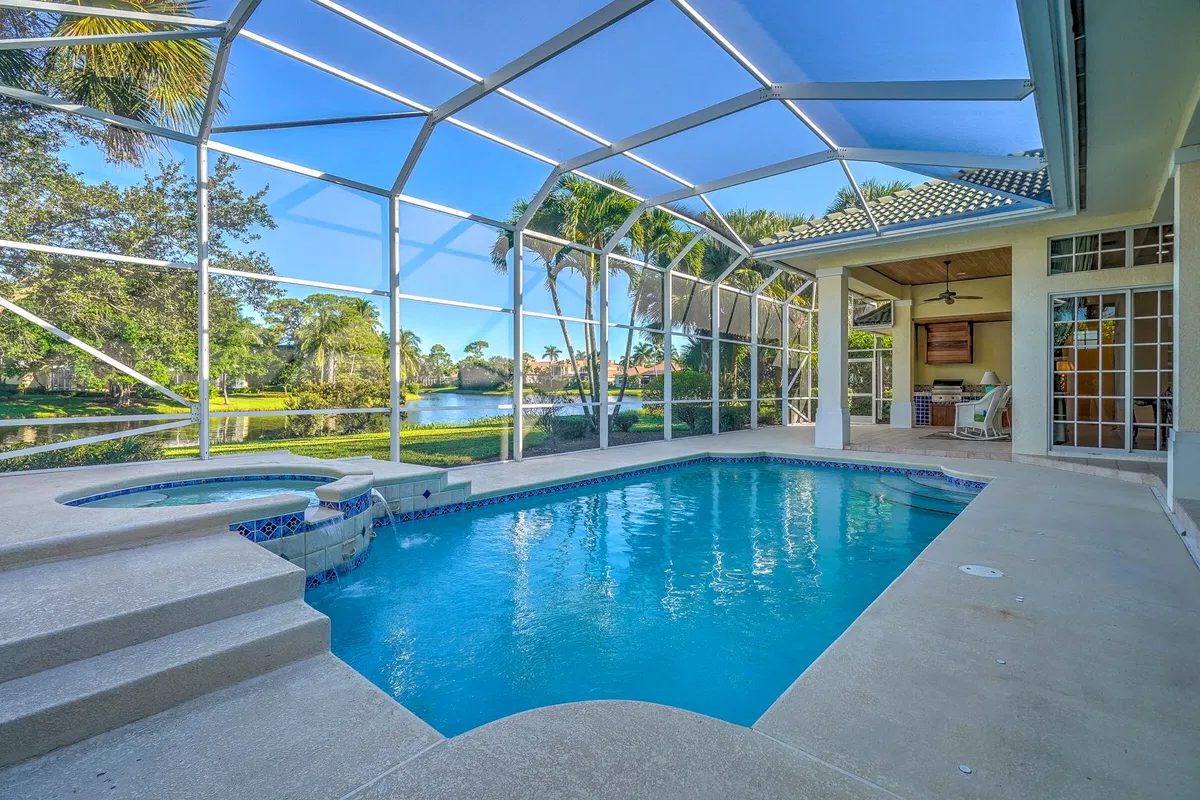 Willoughby Golf Club Residence photo 34