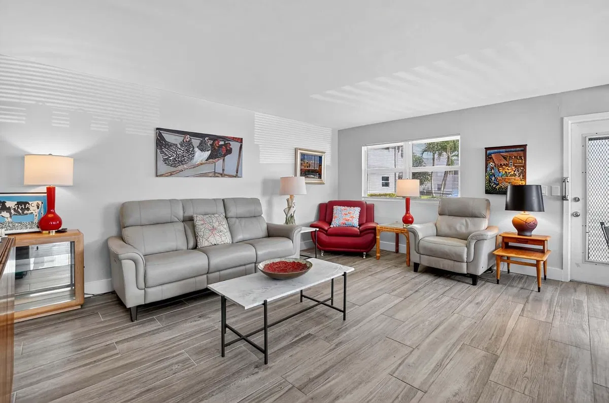 Residence photo 4