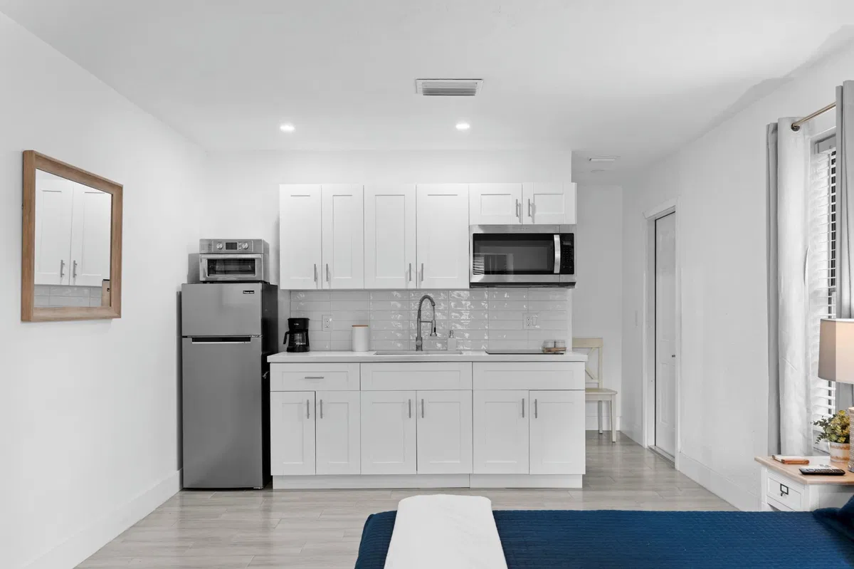 Residence photo 16