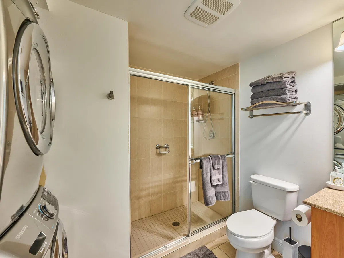 610 Clematis Unit 522 photo 28