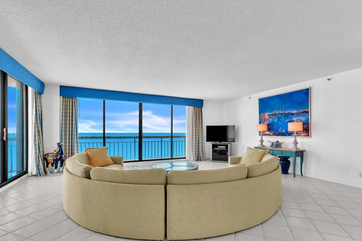 Martinique Singer Island Unit 1501 photo 4