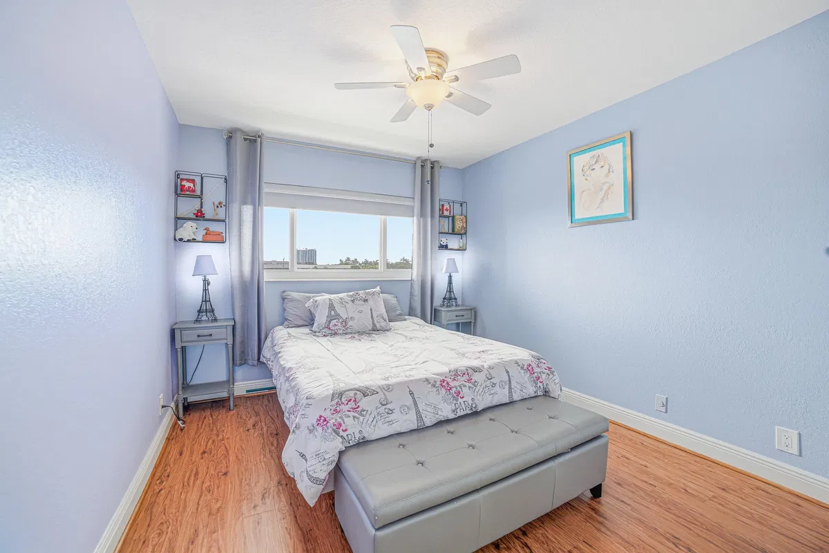 Unit 302 photo 28