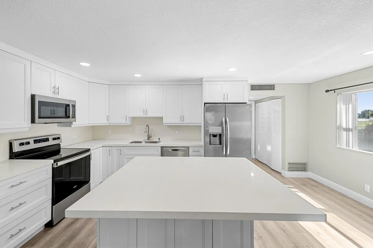 Residence photo 13