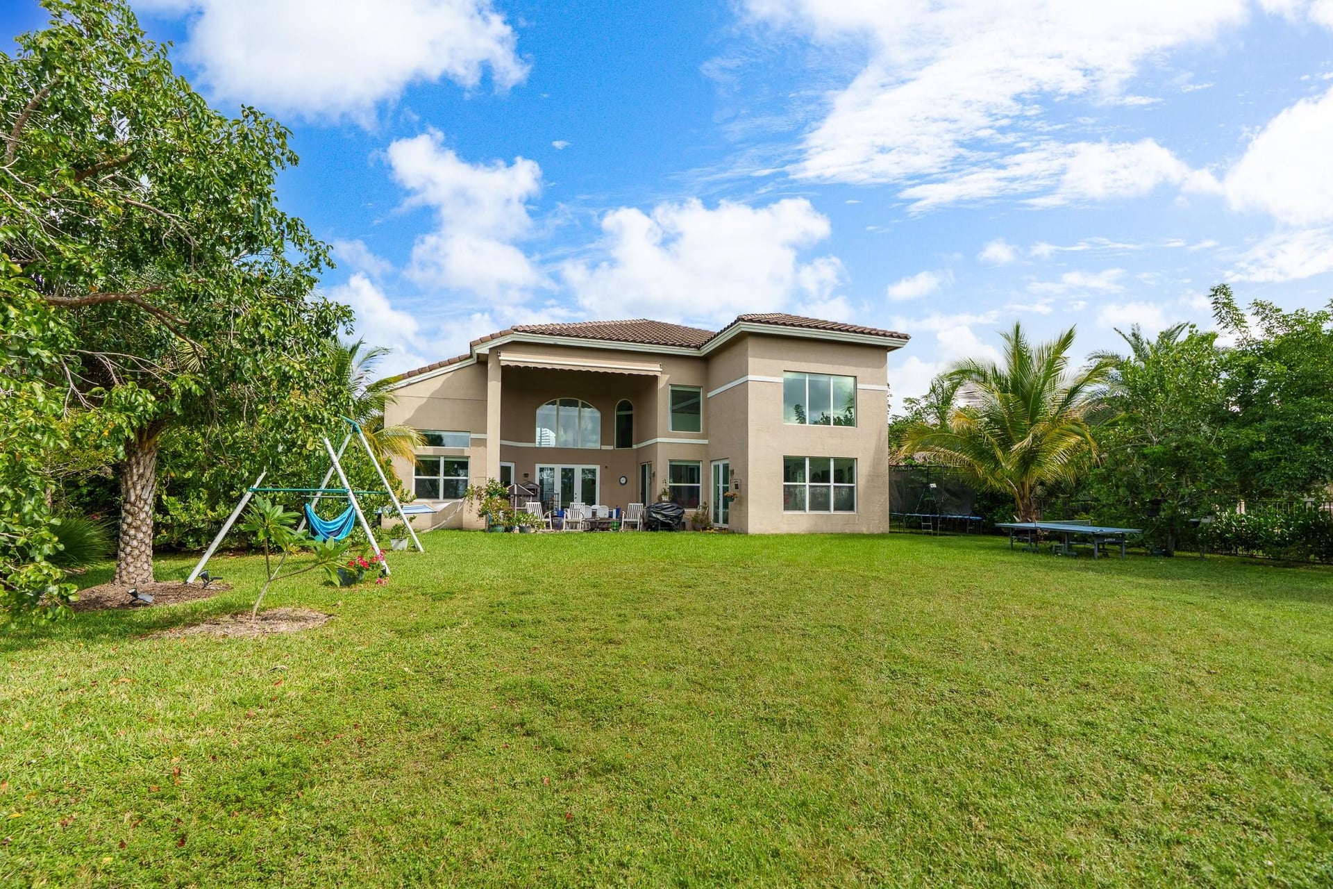 Residence photo 49