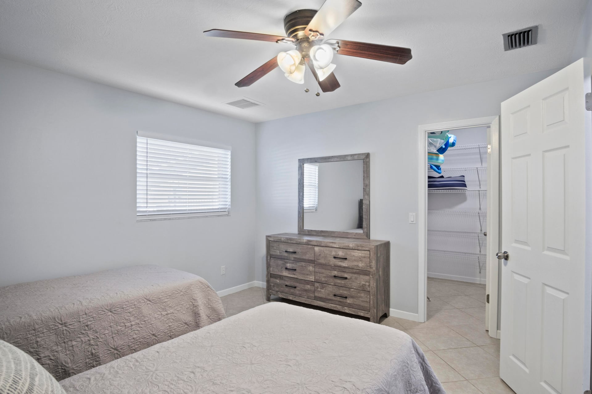 Residence photo 34