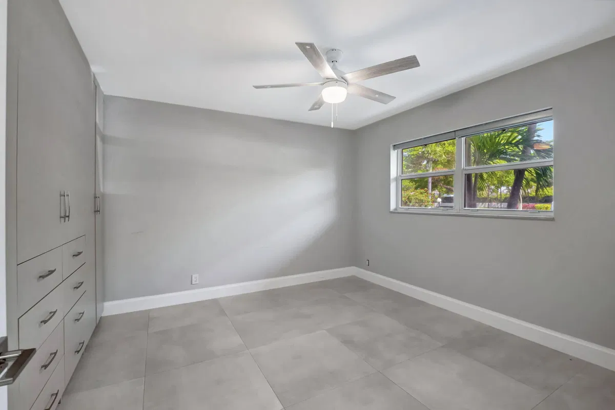 Unit 103 photo 25
